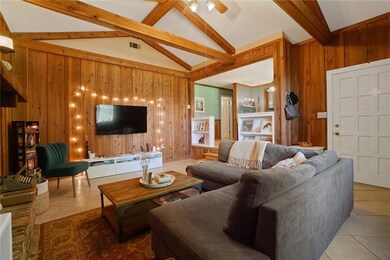 stunning pine walls, lots of natural light in this