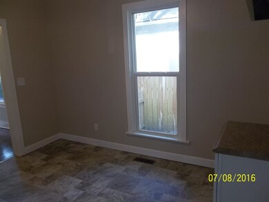 Eating space for small table in Kitchen