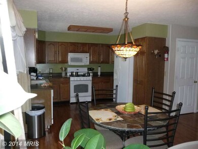 8030 Georgia Ct, Severn, MD 21144 - photo 6