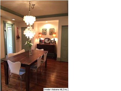 Gorgeous very large Dining Room will hold lots of 