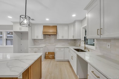 1911 Carroll Ave, Merrick, NY 11566 - photo 6