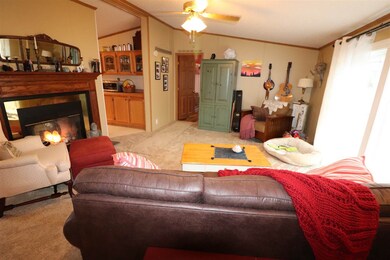 159 Mirror Lake Rd, North Woodstock, NH 03262 - photo 2