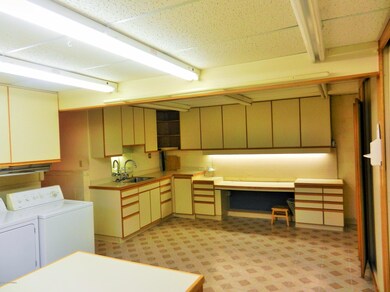 Basement - Craft Room