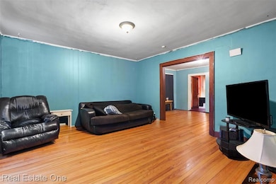 19151 Hoyt St, Detroit, MI 48205 - photo 3