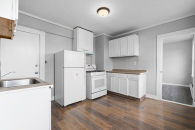 14 Crown St unit 3E, New Britain, CT 06053 - photo 6