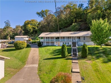 852 4th St, Mason, WV 25260 - photo 7