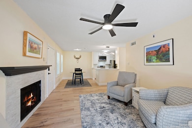 14343 Judson Rd unit 807, San Antonio, TX 78233 - photo 4