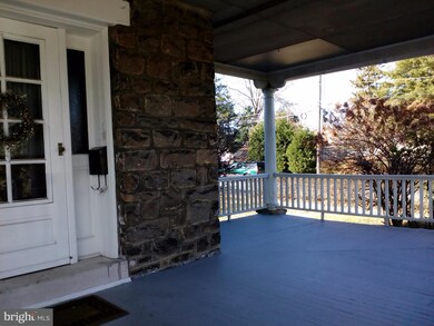 124 W Winona Ave, Norwood, PA 19074 - photo 4