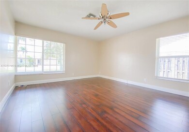 12421 SW 10th Ct, Davie, FL 33325 - photo 5