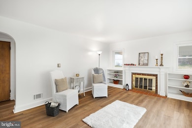 102 Hickory Ln, Winchester, VA 22603 - photo 4