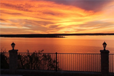 44199 Fringewood Dr, Whitney, TX 76692 - photo 4