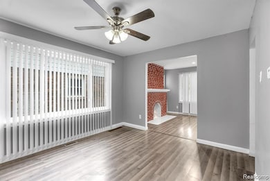 15852 Washburn St unit 1, Detroit, MI 48238 - photo 4