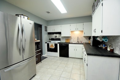 522 Paris Ln, Houma, LA 70363 - photo 3