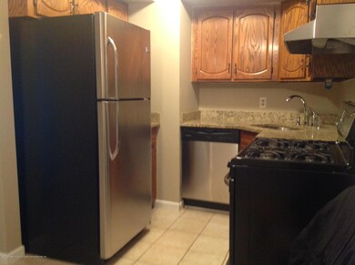 30 Daffodil Ln unit 65, Staten Island, NY 10314 - photo 3