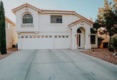 4 bedroom 2.5 bath house 2310 sqft 6970 sqft Lot 3