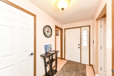 1946 Golf Stream Dr, Indianapolis, IN 46229 - photo 4