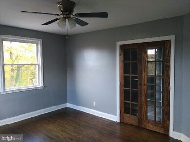 2415 Chesterfield Ave, Baltimore, MD 21213 - photo 6