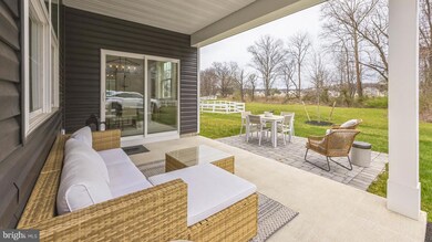 344 Bandon Dunes Ct, Moorestown, NJ 08057 - photo 2