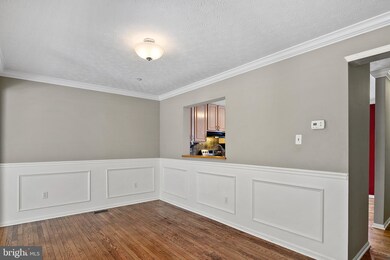 9228 Maxwell Ct, Laurel, MD 20723 - photo 6