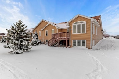 3225 White Tail Ln unit A, Oshkosh, WI 54904 - photo 2