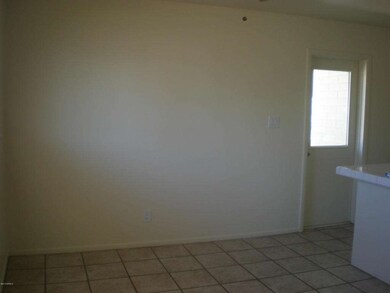 Kitchen / Eating Area