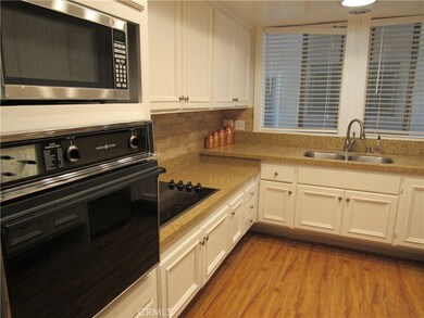 1981 Mckinney Way unit 14R, Seal Beach, CA 90740 - photo 3