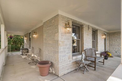 619 Crossing Creek S, Columbus, OH 43230 - photo 6