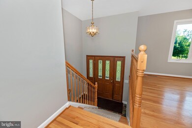 595 Noland Dr, Sykesville, MD 21784 - photo 4