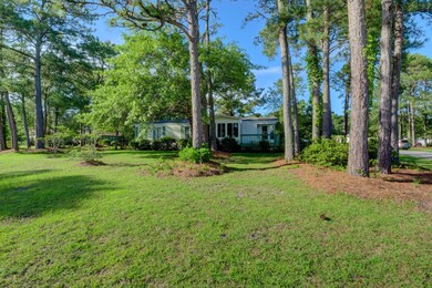 401 Quartermaster Ct, Hampstead, NC 28443 - photo 3