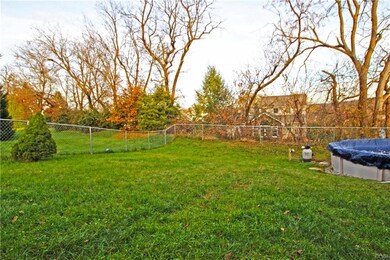 2315 Sheriff Dr, Easton, PA 18040 - photo 3