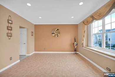 219 Swathmore Dr, Nutley, NJ 07110 - photo 6