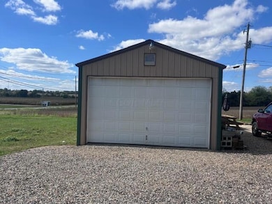 11 Chowning St, Thornville, OH 43076 - photo 5