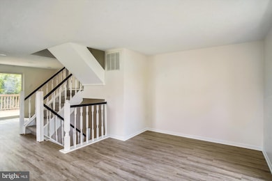 1316 Pear Tree Ct, Frederick, MD 21703 - photo 4