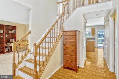 2822 Bixley Hill Ct, Woodbridge, VA 22191 - photo 2