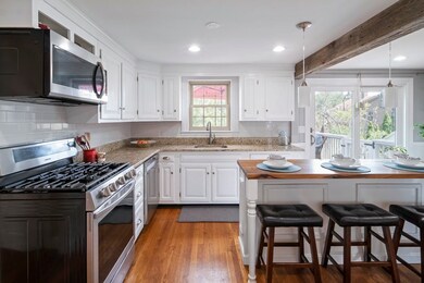 94 Pleasant St, Wakefield, MA 01880 - photo 7