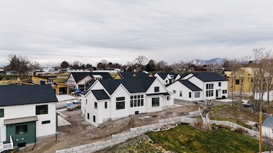 788 N 150 E unit 3, American Fork, UT 84003 - photo 2