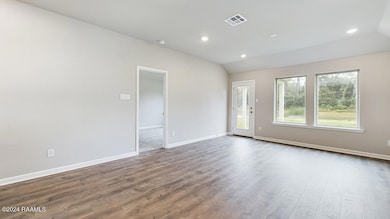 Longleaf - White - 5