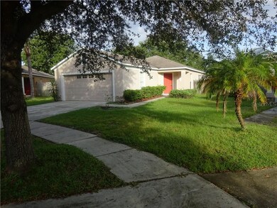 Front right & entry