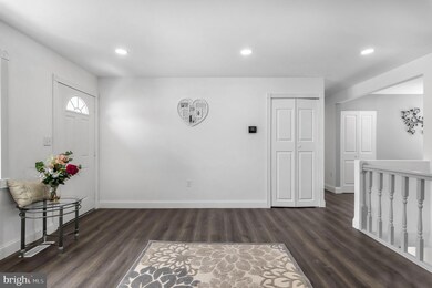 248 Elkton S, Laurel, MD 20724 - photo 4