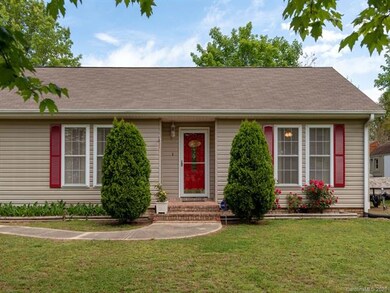 6 Countryside Dr, Hendersonville, NC 28792 - photo 3