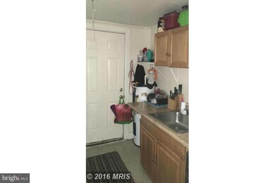 5713 Magnolia Ln, Falls Church, VA 22041 - photo 4