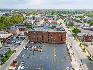 432 E Rich St-6