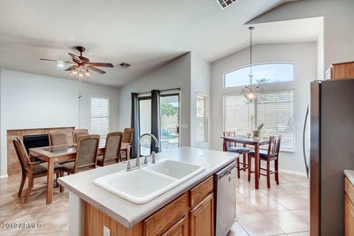 994 W 11th Ave Apache Junction-small-006