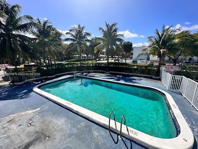 2175 NE 170th St unit 209, North Miami Beach, FL 33162 - photo 5