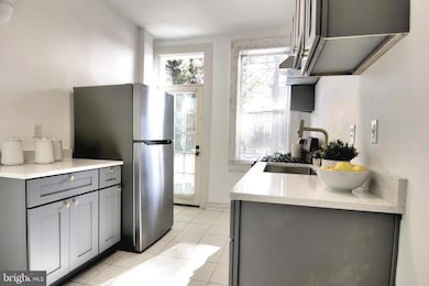 509 Laurens St, Baltimore, MD 21217 - photo 7