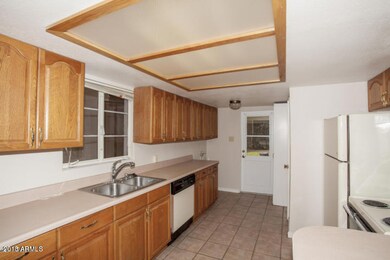 4114 N 44th Place, Phoenix, AZ 85018 - photo 2