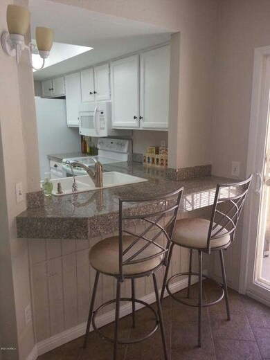 Kitchen {3}