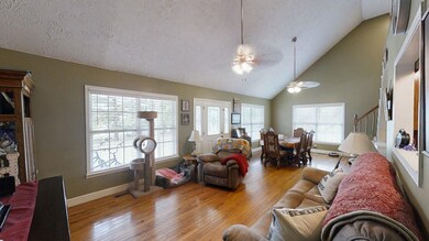 3-Living Room