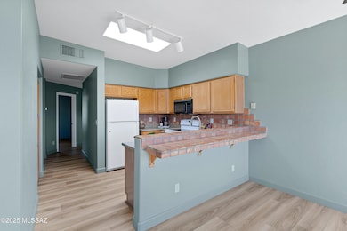 Breakfast Bar in Kitchen