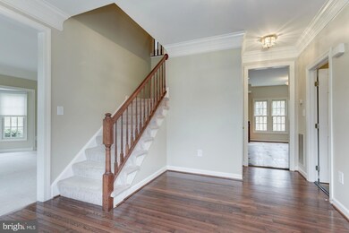 2065 Madrillon Rd, Vienna, VA 22182 - photo 3